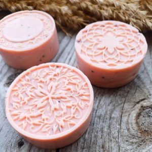 Joulupuoti-Wanha-Riihi-Hemmottelu-Saippua